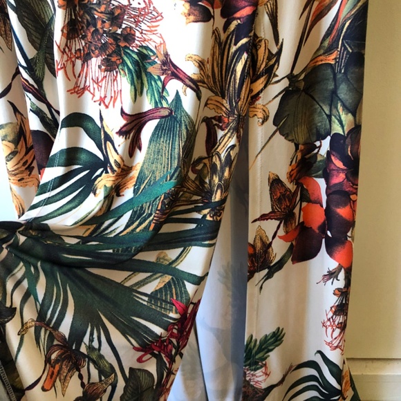 LASCANA Women's Off Shoulder Maxi Dress Size small - Picture 9 of 9